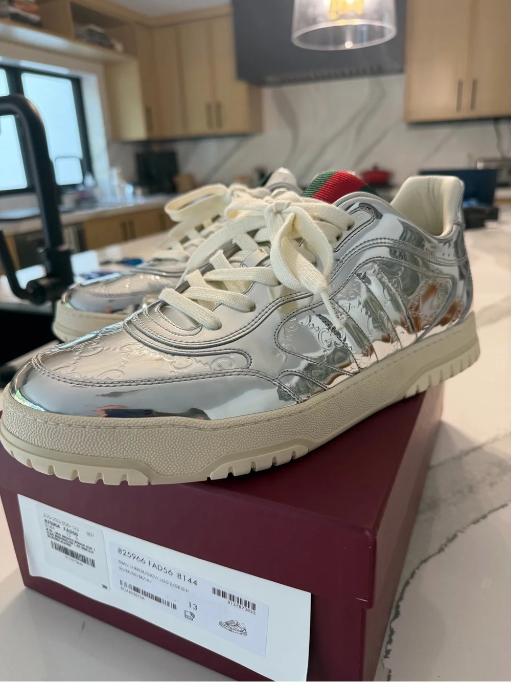 Gucci Metallic Silver Leather Low-Top Sneakers with Cream Soles